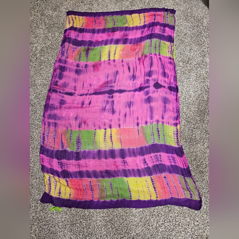 Tye Dye Sarong, Tapestry, or Wall Hanging. Pink & Blue. 62"×40"